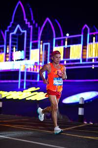 BIB: 8700
                            <button type="button" onclick="openModal(22858461)" class="btn btn-primary btn-sm float-right btn-popup" data-toggle="modal" data-target=".modal-high-quality">
                        <i class="fas fa-shopping-cart"></i> Add to Cart
                    </button>
                                            <button type="button" onclick="isThisMe(22858461, true)" class="btn btn-success btn-sm float-right btn-popup btn-isme hidden" data-toggle="tooltip" data-placement="bottom" title="นี่คือรูปของคุณใช่ไหม คลิกที่นี่เพื่อเอาเข้าอัลบั้ม">
                        <i class="fas fa-plus"></i> Add to album
                    </button>
                    <button type="button" onclick="isThisMe(22858461, false)" class="btn btn-warning btn-sm float-right btn-popup btn-isnotme hidden">
                        <i class="fas fa-ban"></i> Remove from album
                    </button>